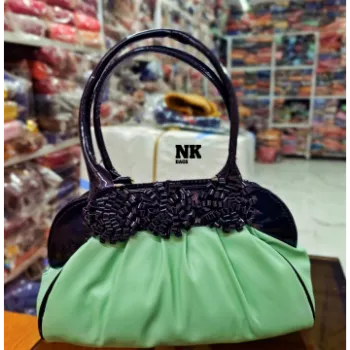 Alluring women-bag- (8)-6482882-38654.webp